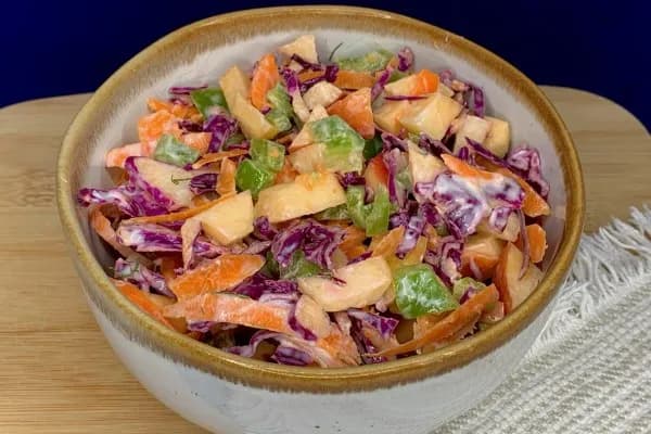 Jablečný coleslaw