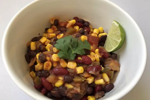 Konfetová fazolová salsa