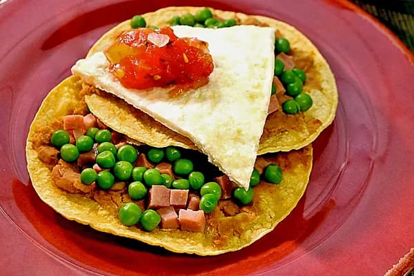 Huevos motuleños