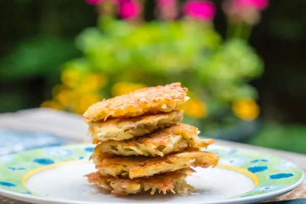 Latkes s červenou čočkou